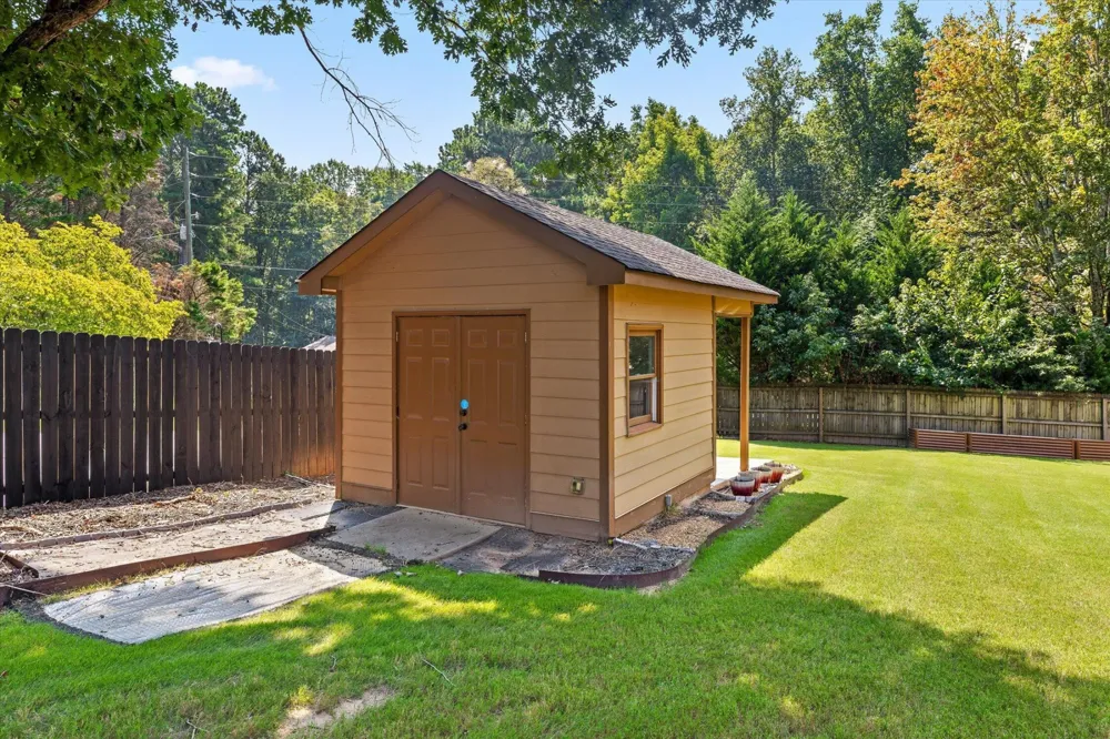 40 Danielle Drive Dallas, GA 30157