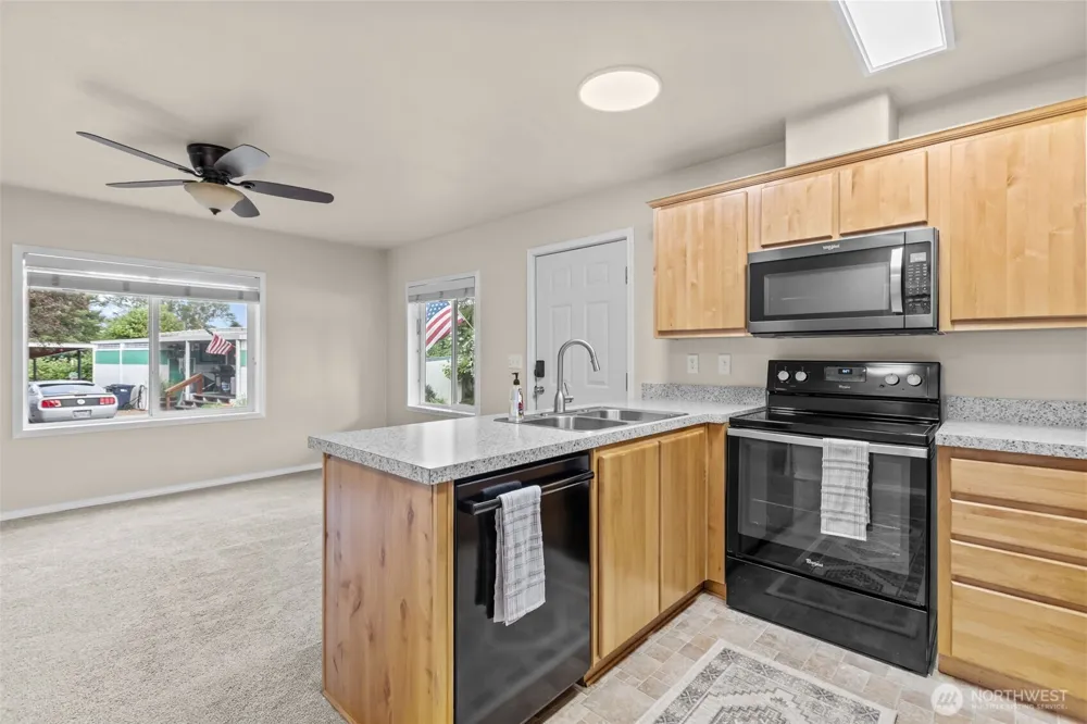 14322 Admiralty Way #12 Lynnwood, WA 98087