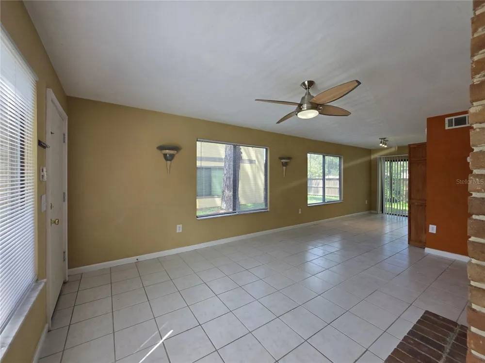 2300 SW 43RD ST #M1 Gainesville, FL 32607