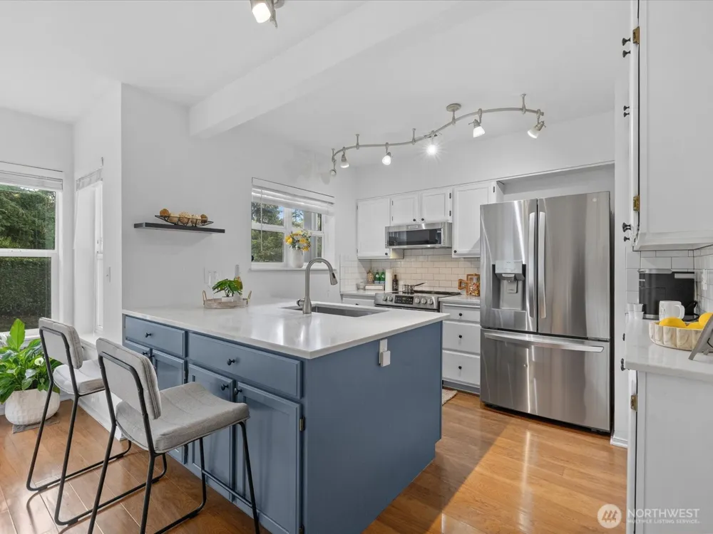 11613 Grove Drive Mukilteo, WA 98275