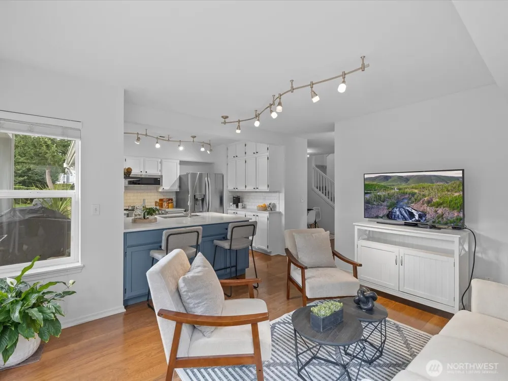 11613 Grove Drive Mukilteo, WA 98275