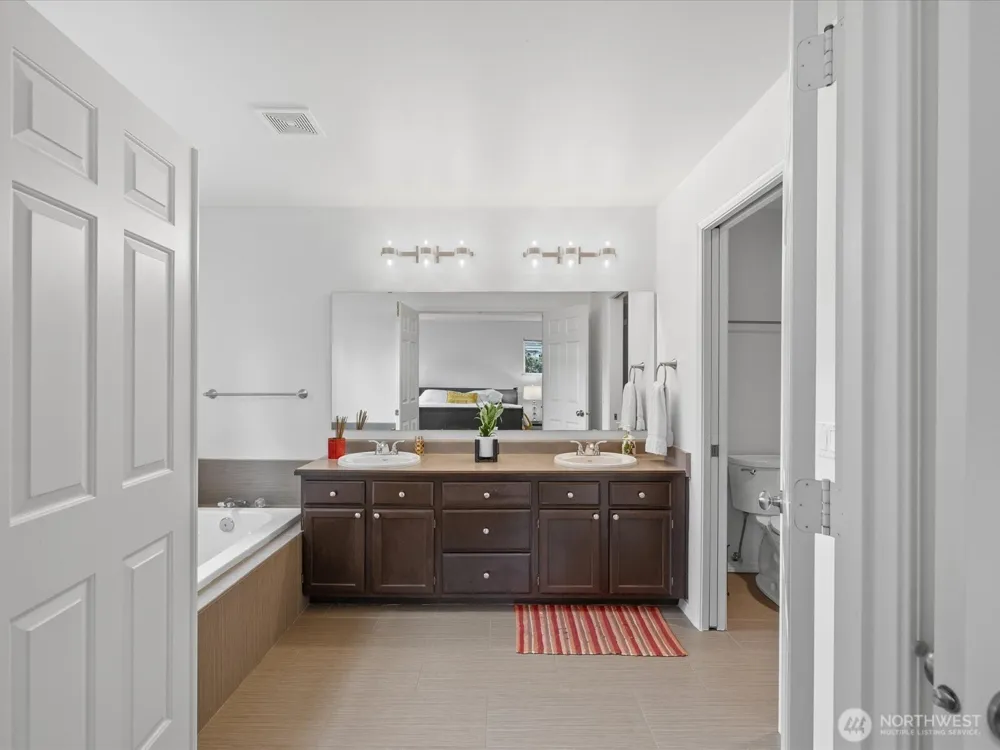 11613 Grove Drive Mukilteo, WA 98275