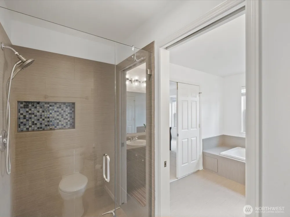 11613 Grove Drive Mukilteo, WA 98275
