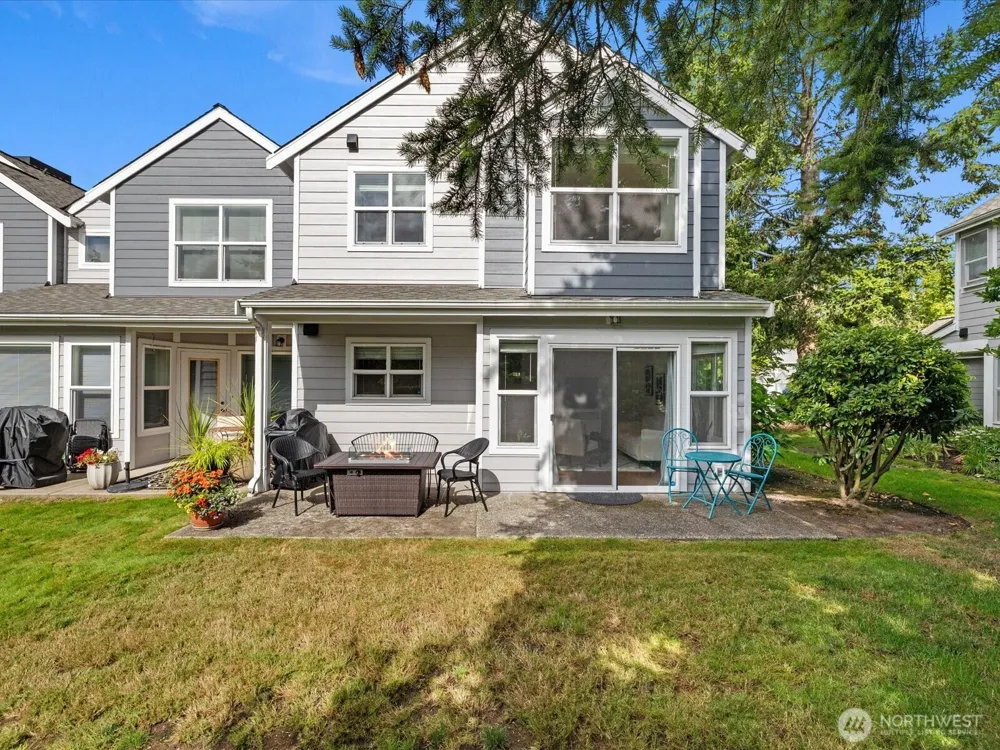 11613 Grove Drive Mukilteo, WA 98275