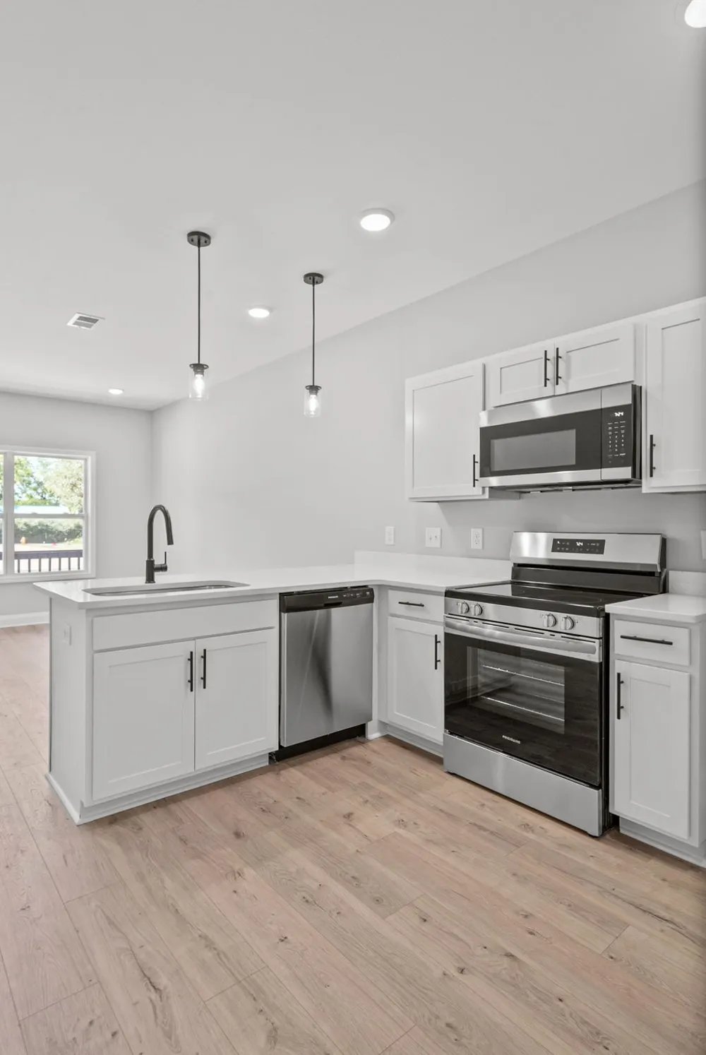 160 Fairview Ln #A1 Clarksville, TN 37040
