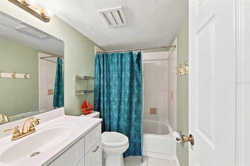 3301 CRYSTAL COURT E #D Palm Harbor, FL 34685