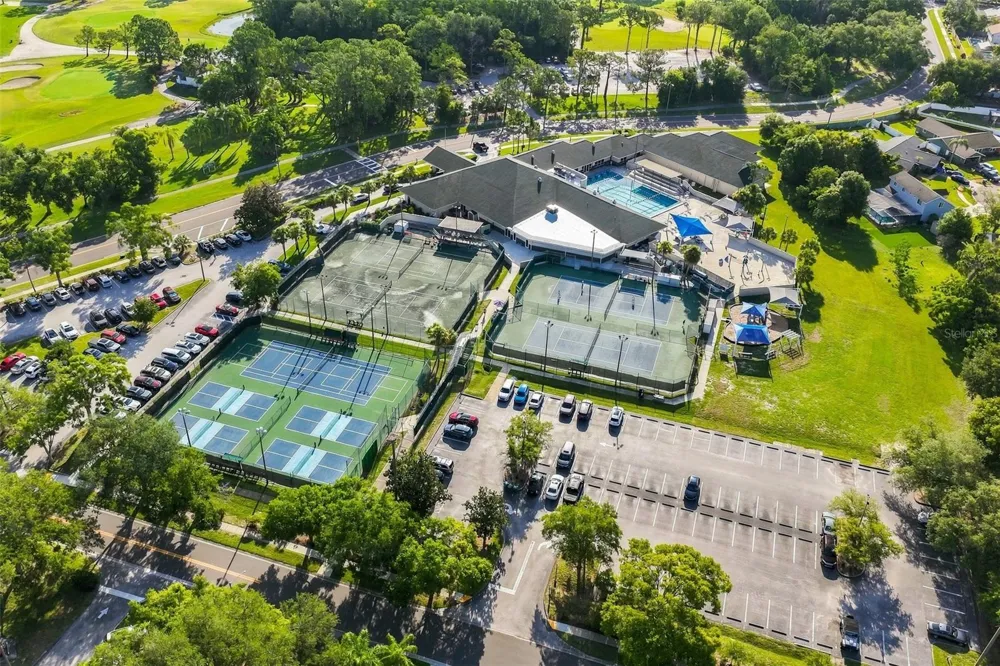 3301 CRYSTAL COURT E #D Palm Harbor, FL 34685