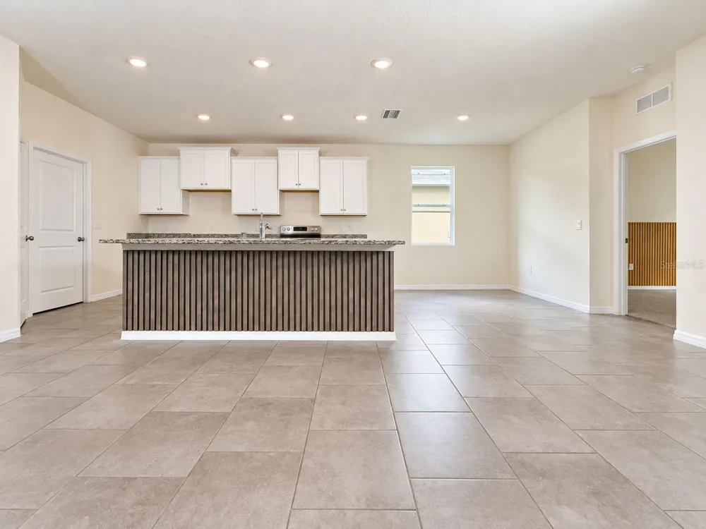 3504 CROOKED RIVER DRIVE Plant City, FL 33565