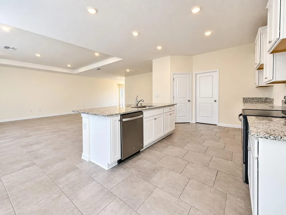 3504 CROOKED RIVER DRIVE Plant City, FL 33565
