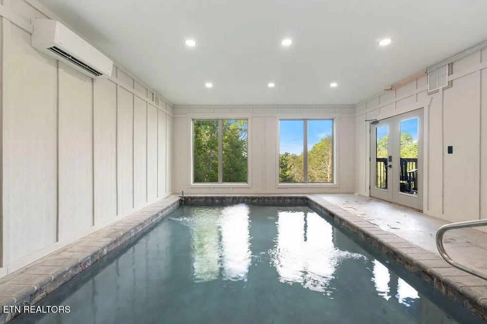 2843 Cedar Falls Way Sevierville, TN 37862