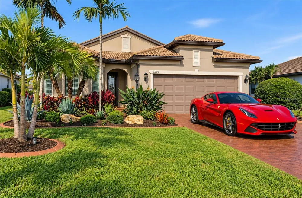 16714 ELLSWORTH AVENUE Lakewood Ranch, FL 34202
