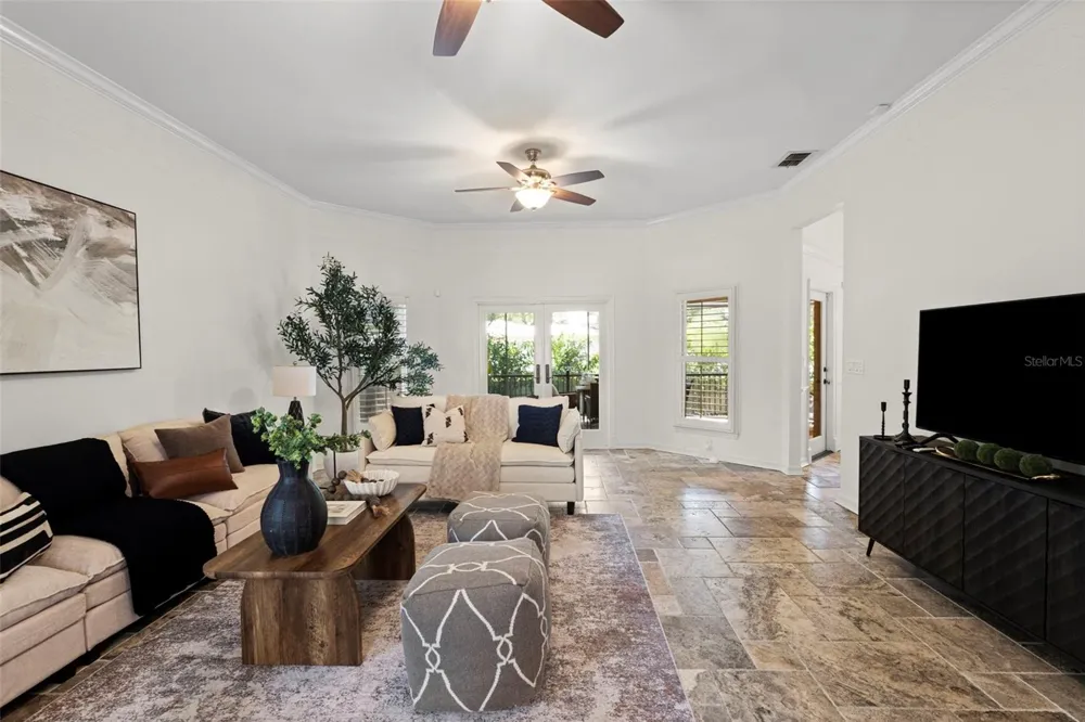 2706 CHAMBRAY LANE Tampa, FL 33611