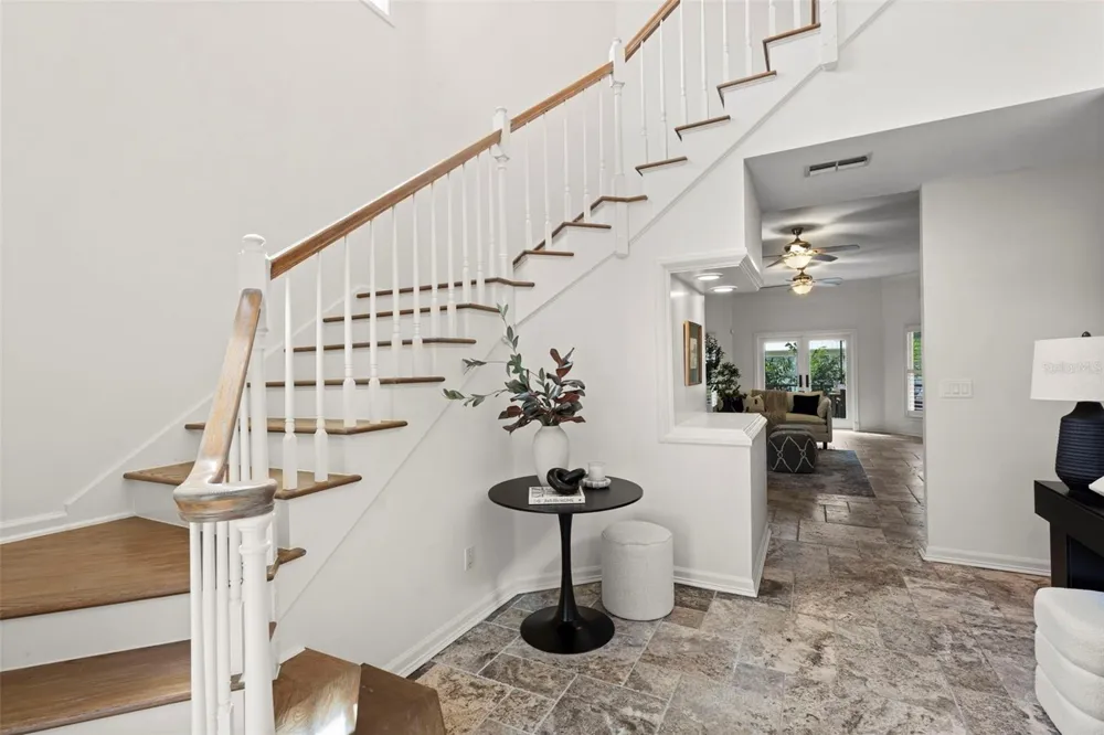 2706 CHAMBRAY LANE Tampa, FL 33611