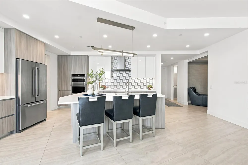 301 QUAY COMMONS #1410 Sarasota, FL 34236