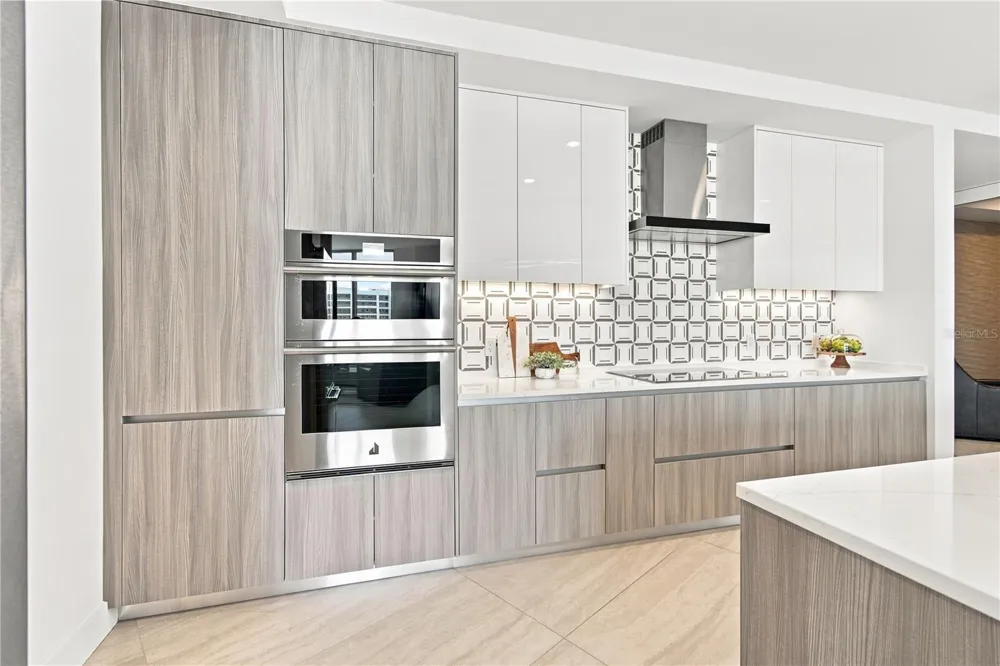 301 QUAY COMMONS #1410 Sarasota, FL 34236