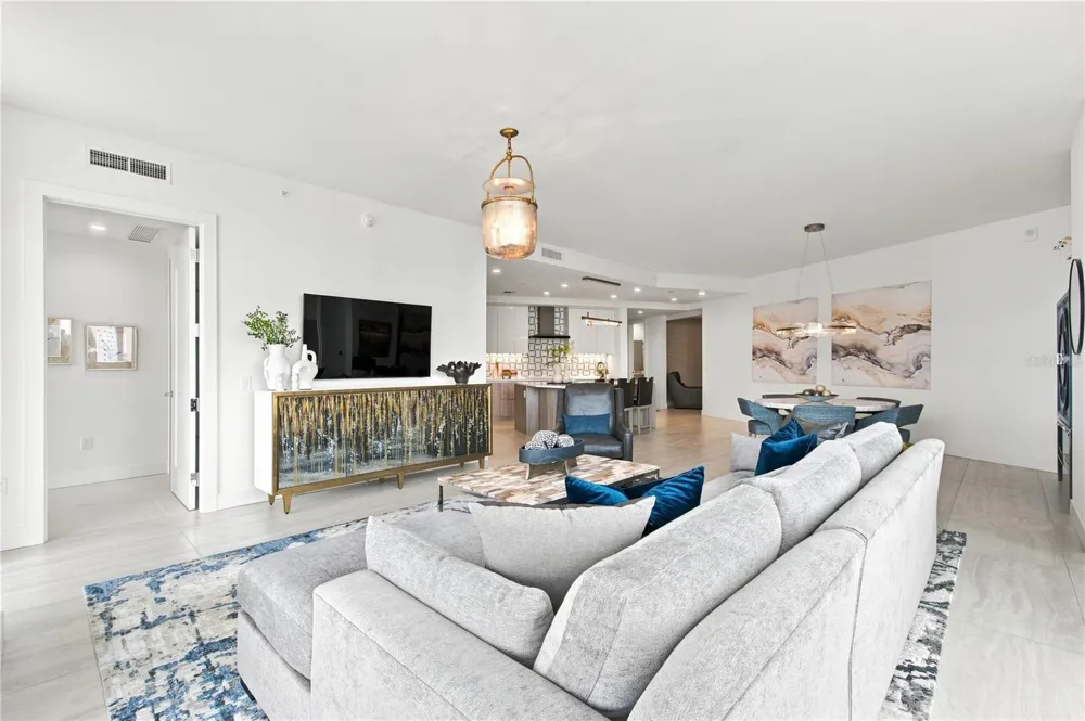 301 QUAY COMMONS #1410 Sarasota, FL 34236