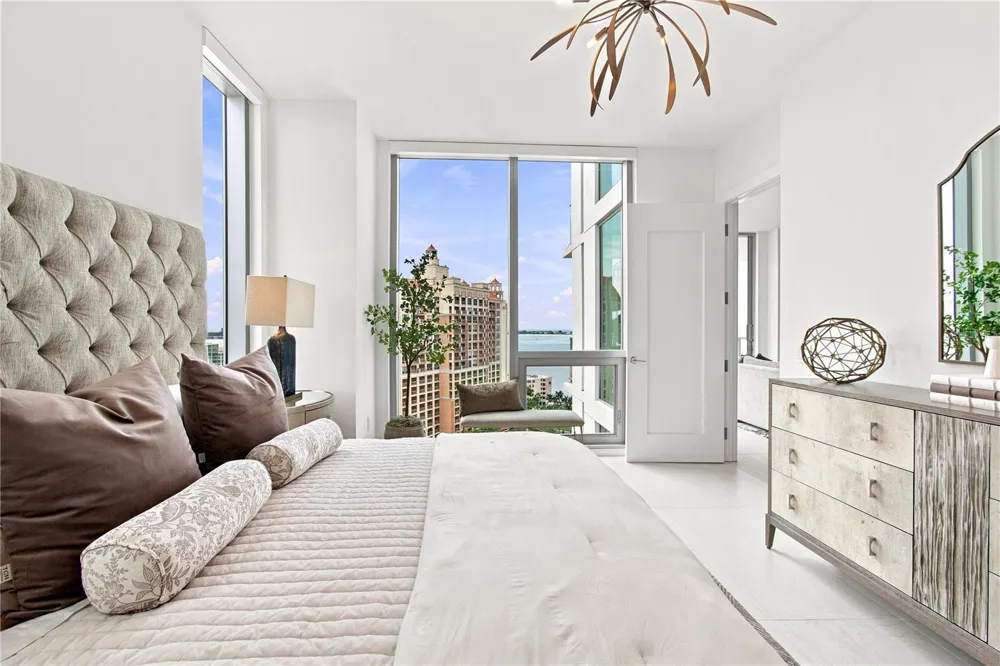 301 QUAY COMMONS #1410 Sarasota, FL 34236