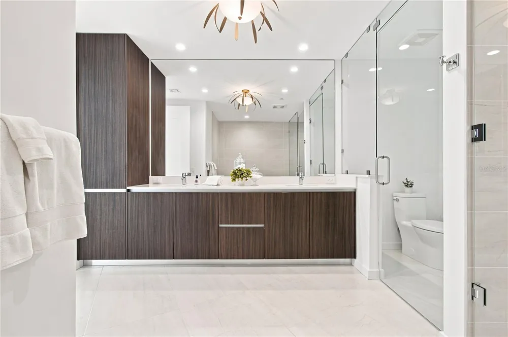 301 QUAY COMMONS #1410 Sarasota, FL 34236