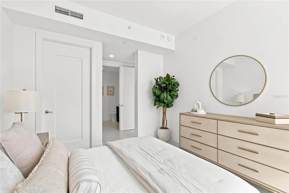 301 QUAY COMMONS #1410 Sarasota, FL 34236
