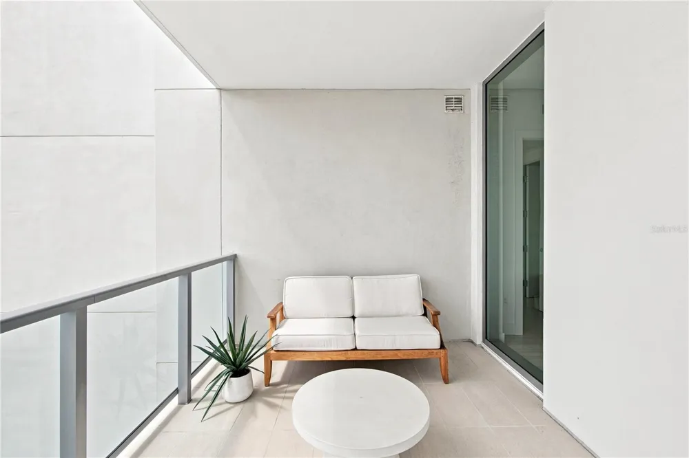 301 QUAY COMMONS #1410 Sarasota, FL 34236