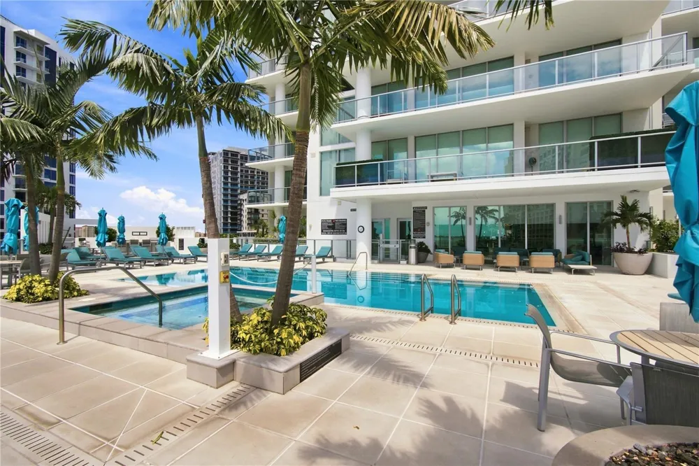 301 QUAY COMMONS #1410 Sarasota, FL 34236