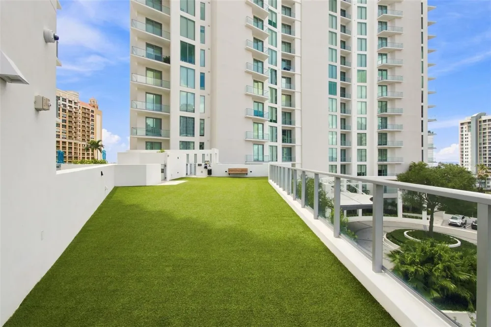 301 QUAY COMMONS #1410 Sarasota, FL 34236