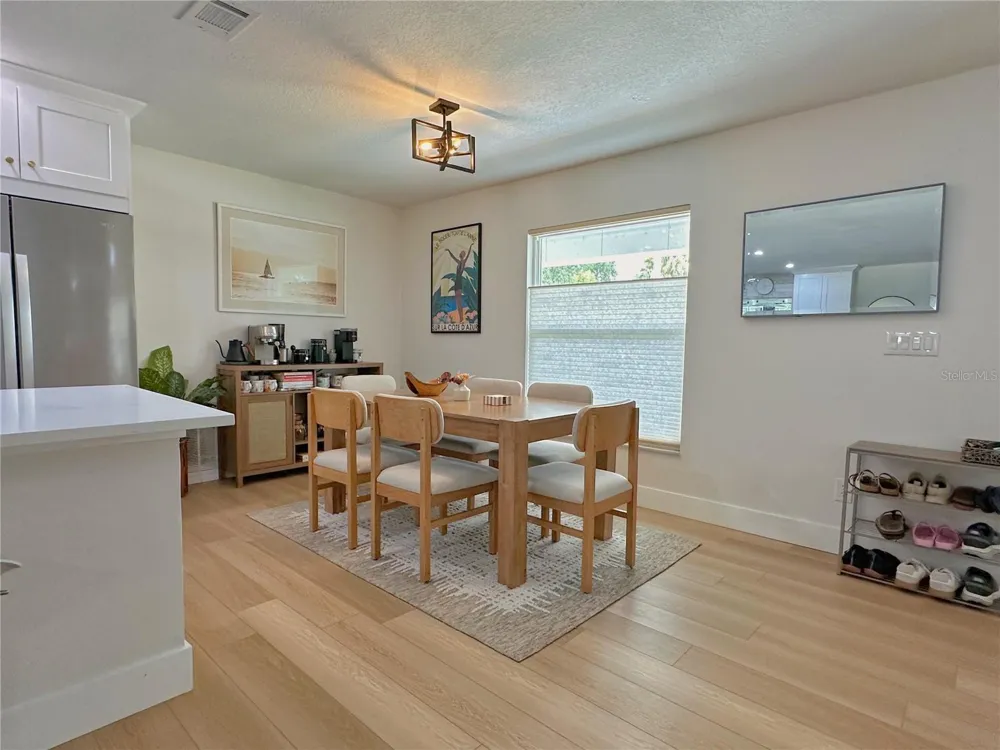 4858 BRENDA DRIVE Orlando, FL 32812