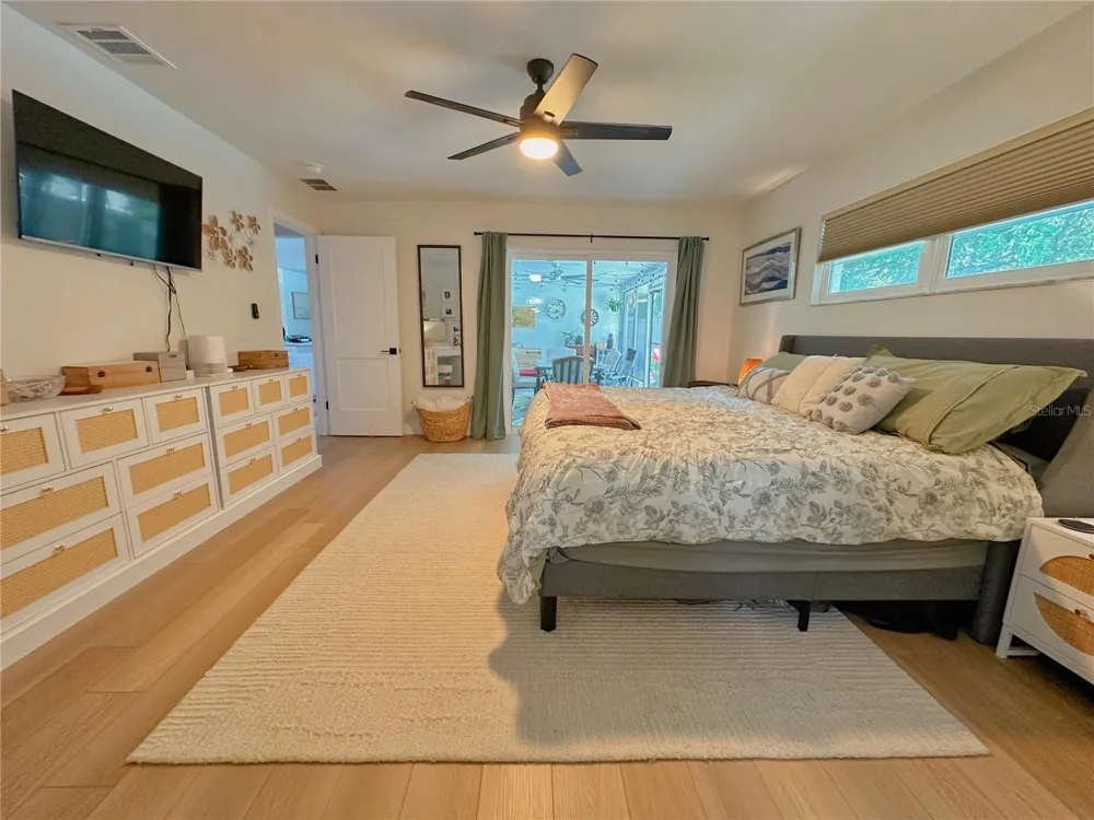 4858 BRENDA DRIVE Orlando, FL 32812