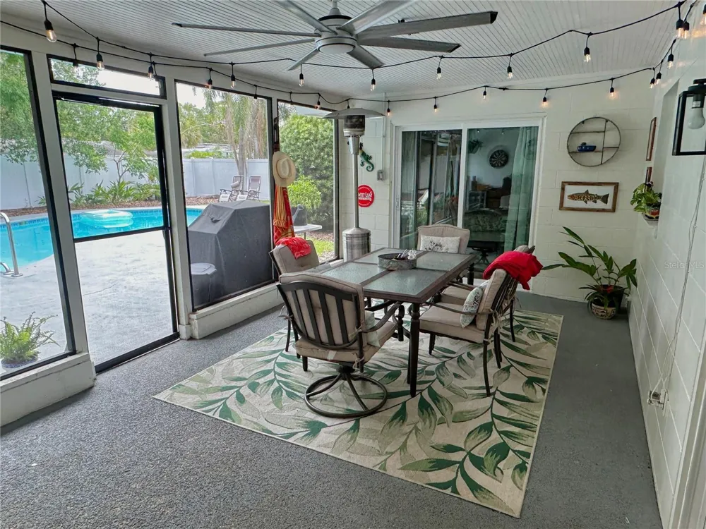 4858 BRENDA DRIVE Orlando, FL 32812