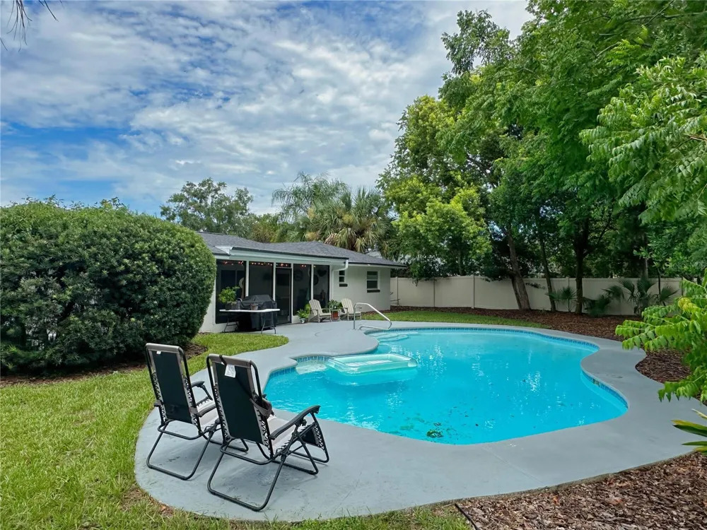 4858 BRENDA DRIVE Orlando, FL 32812