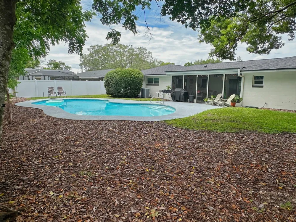 4858 BRENDA DRIVE Orlando, FL 32812