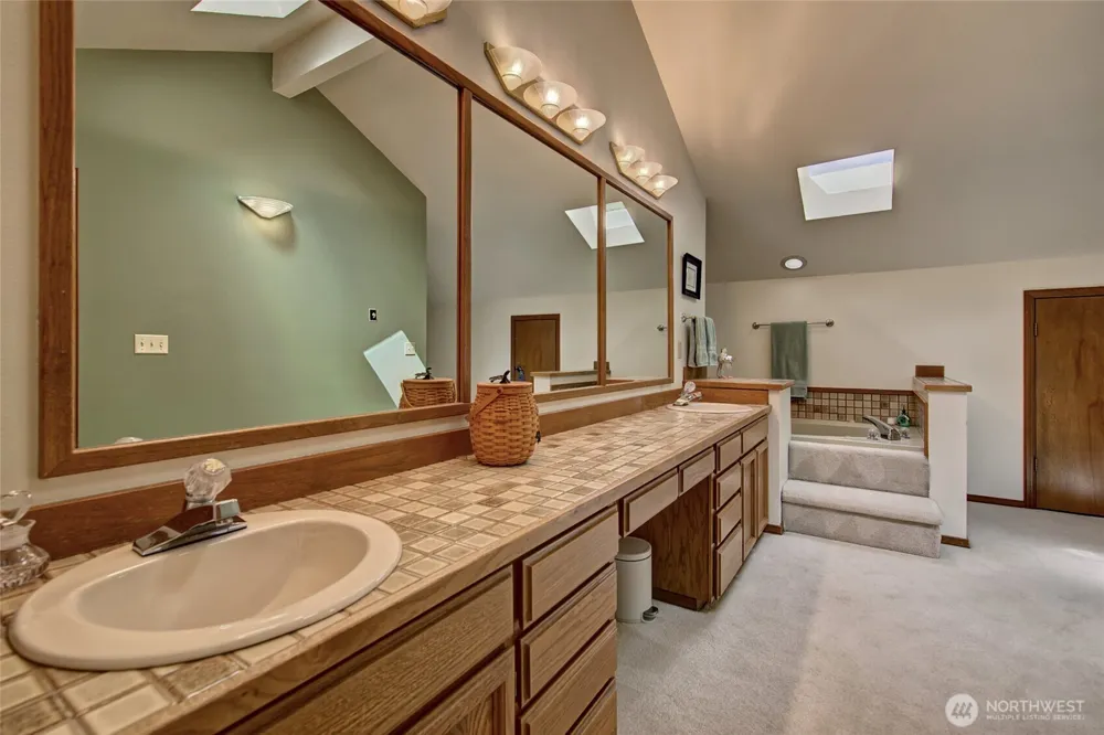 1805 Village Green Drive ##24 Mill Creek, WA 98012