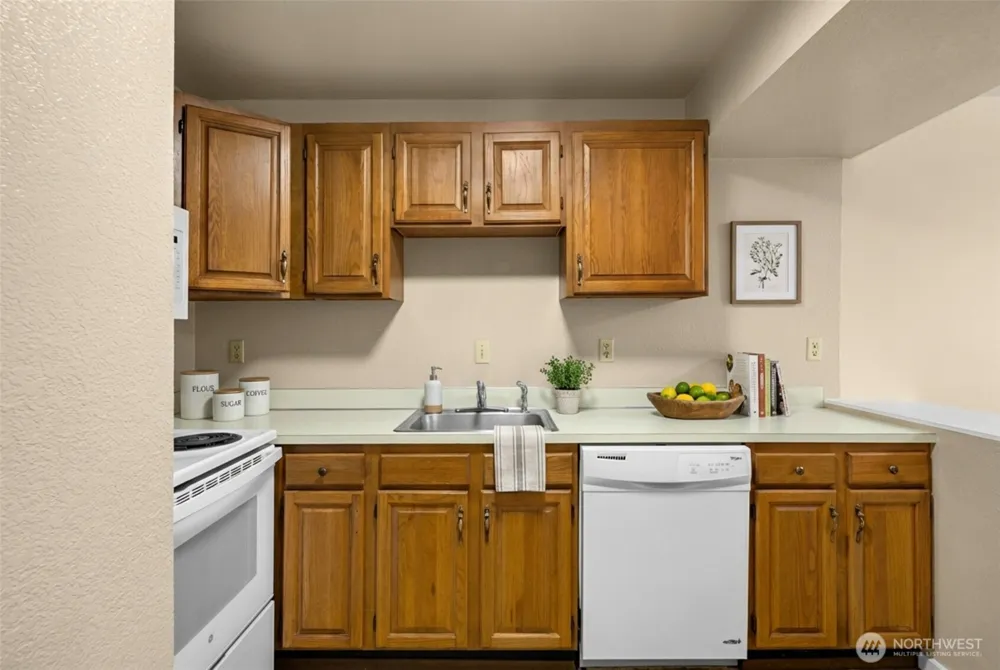 3024 NE 143rd Street #103 Seattle, WA 98125