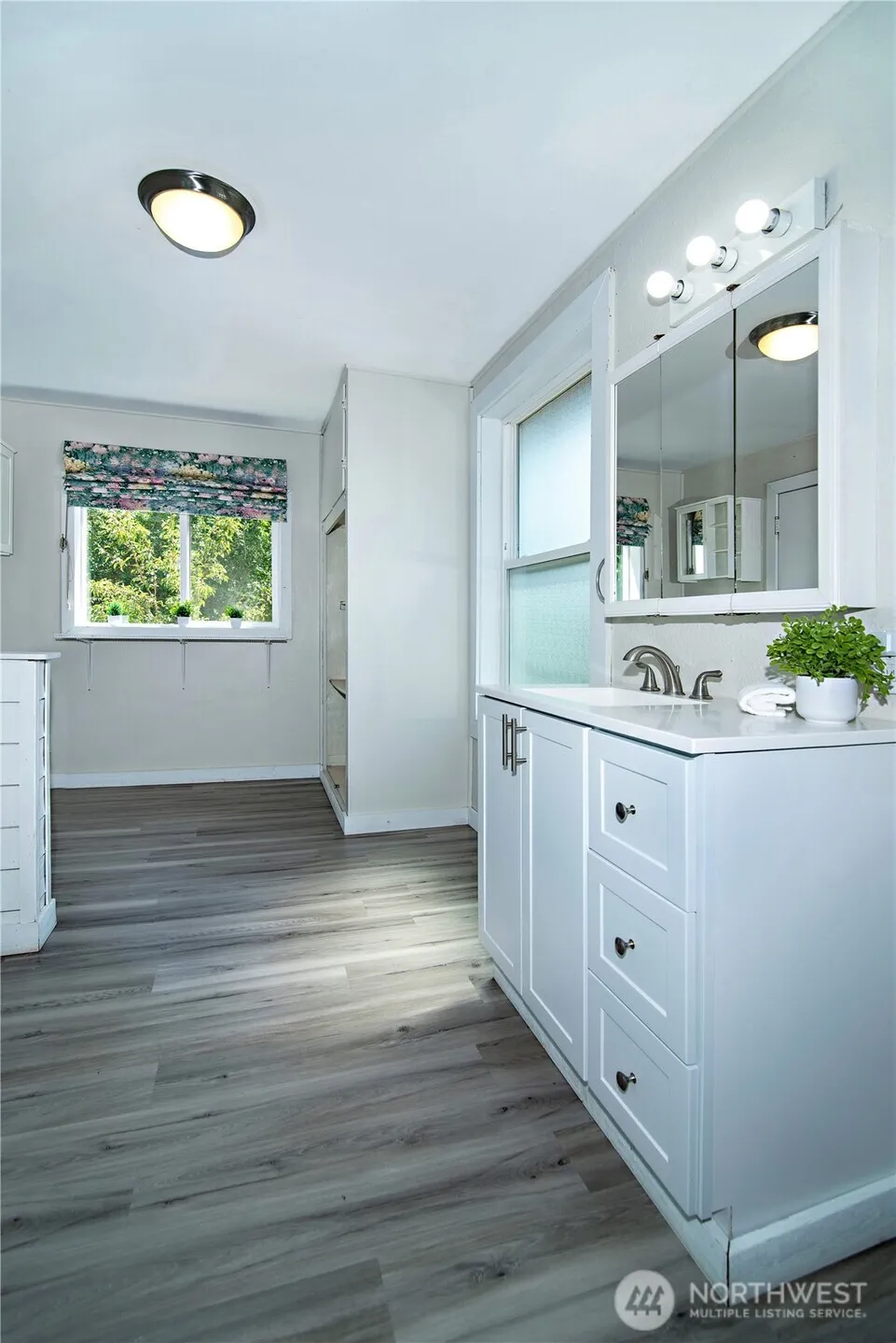 307 W 14th Avenue Ellensburg, WA 98926