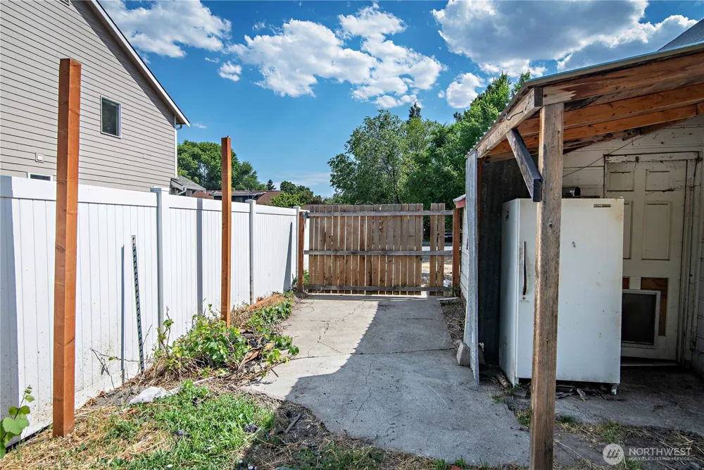 307 W 14th Avenue Ellensburg, WA 98926