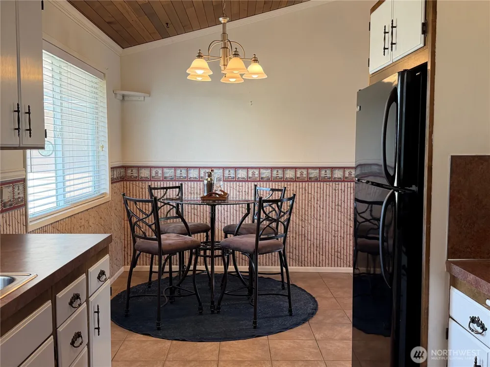 655 Canal Drive NE Ocean Shores, WA 98569