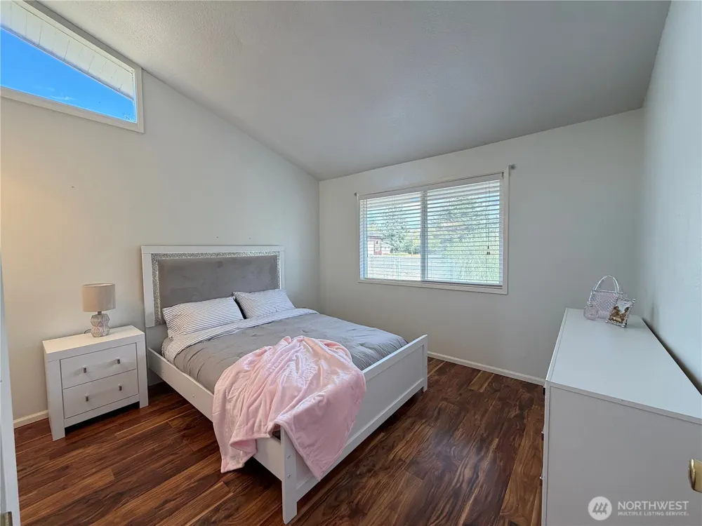655 Canal Drive NE Ocean Shores, WA 98569