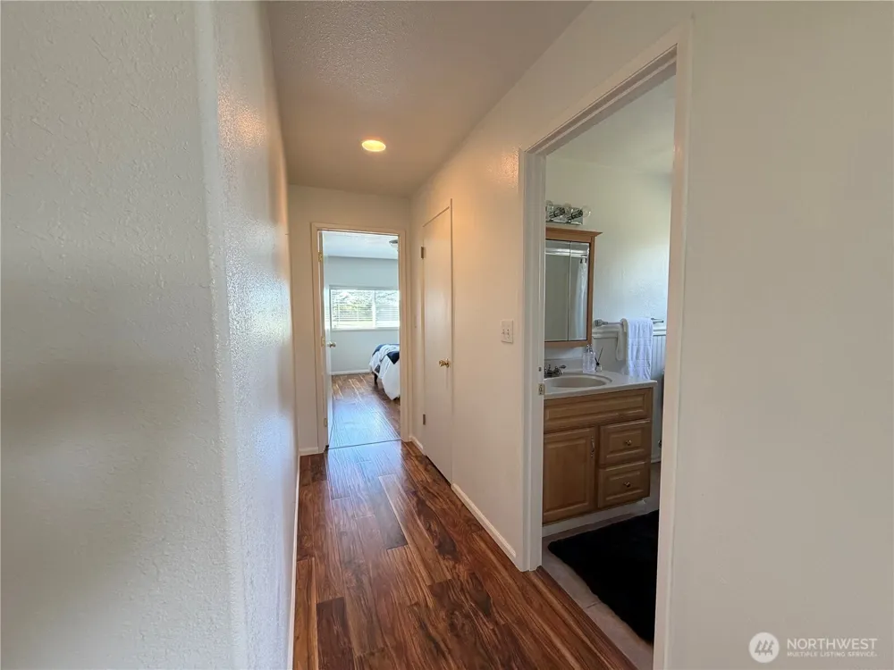 655 Canal Drive NE Ocean Shores, WA 98569