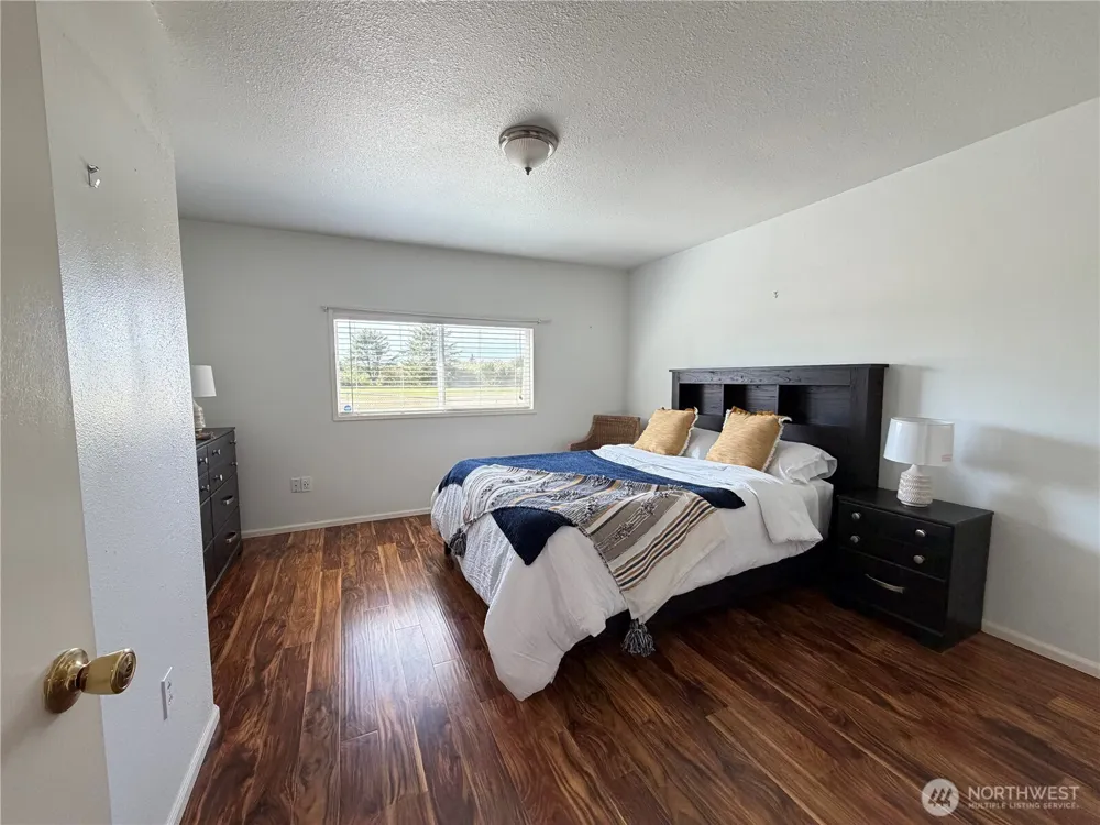 655 Canal Drive NE Ocean Shores, WA 98569