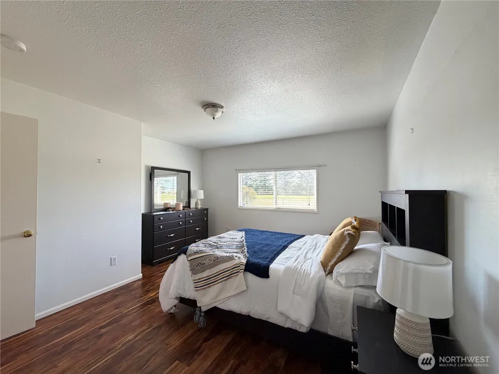 655 Canal Drive NE Ocean Shores, WA 98569