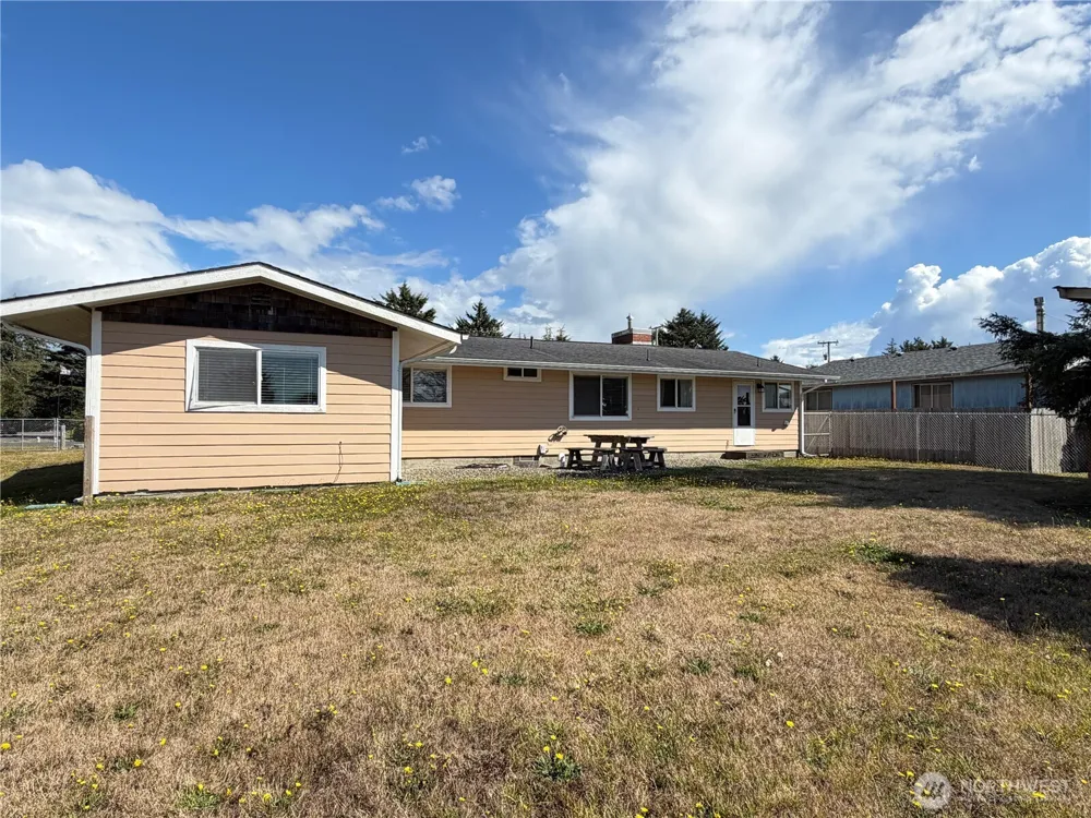 655 Canal Drive NE Ocean Shores, WA 98569