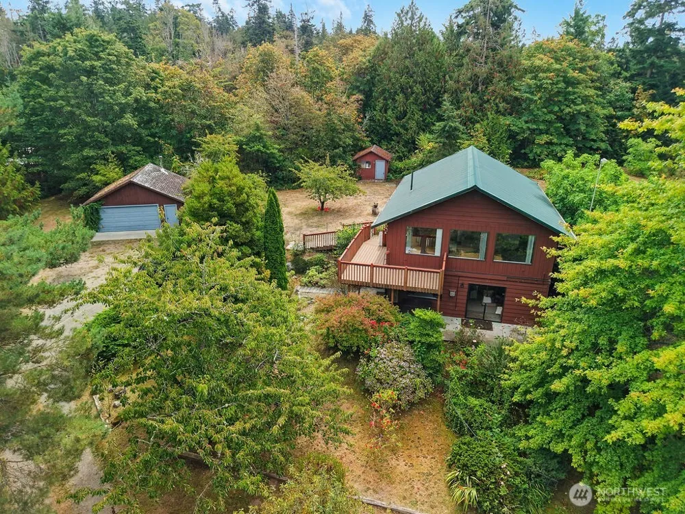 73 Ponderosa Place Nordland, WA 98358