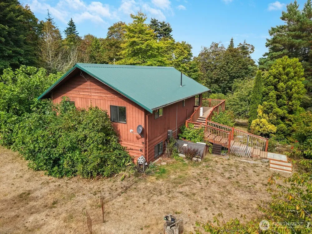 73 Ponderosa Place Nordland, WA 98358
