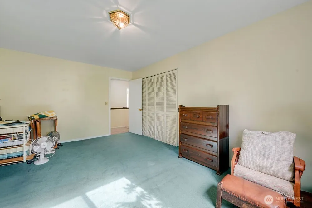 73 Ponderosa Place Nordland, WA 98358
