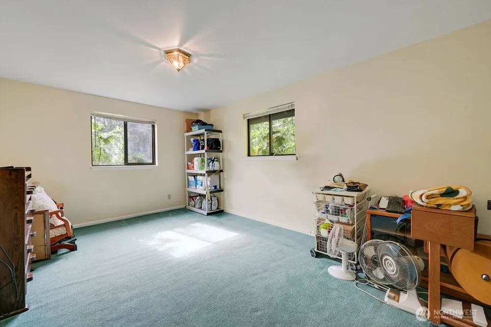 73 Ponderosa Place Nordland, WA 98358