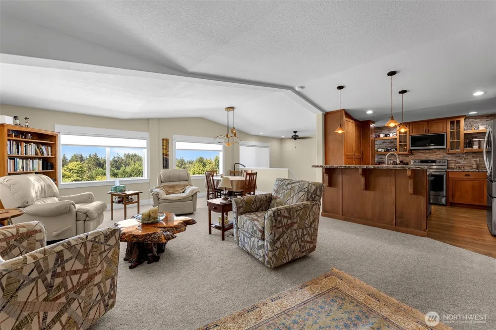 761 S 25th Place Ridgefield, WA 98642