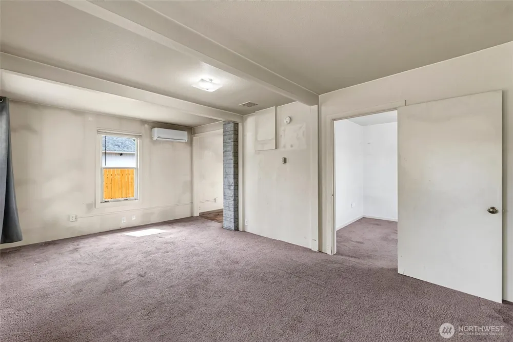 520 12th Street SE Puyallup, WA 98372
