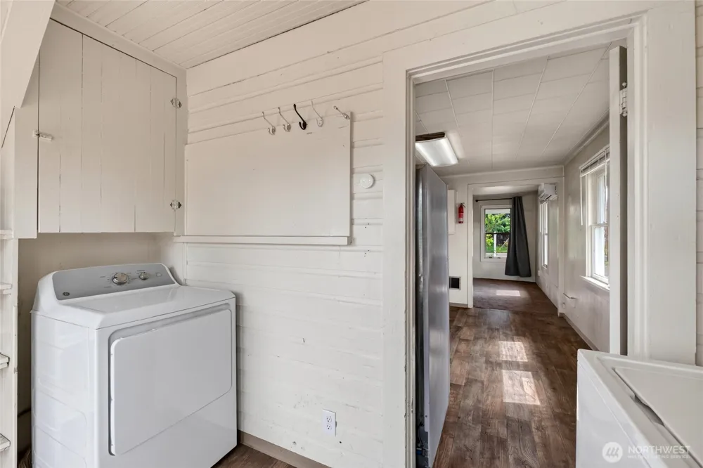 520 12th Street SE Puyallup, WA 98372