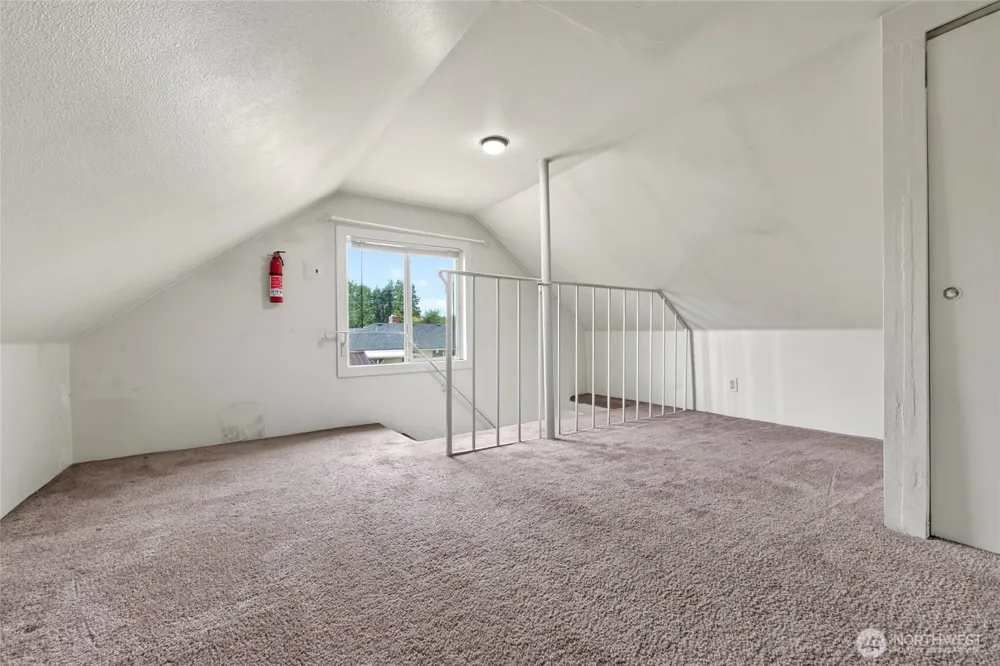 520 12th Street SE Puyallup, WA 98372