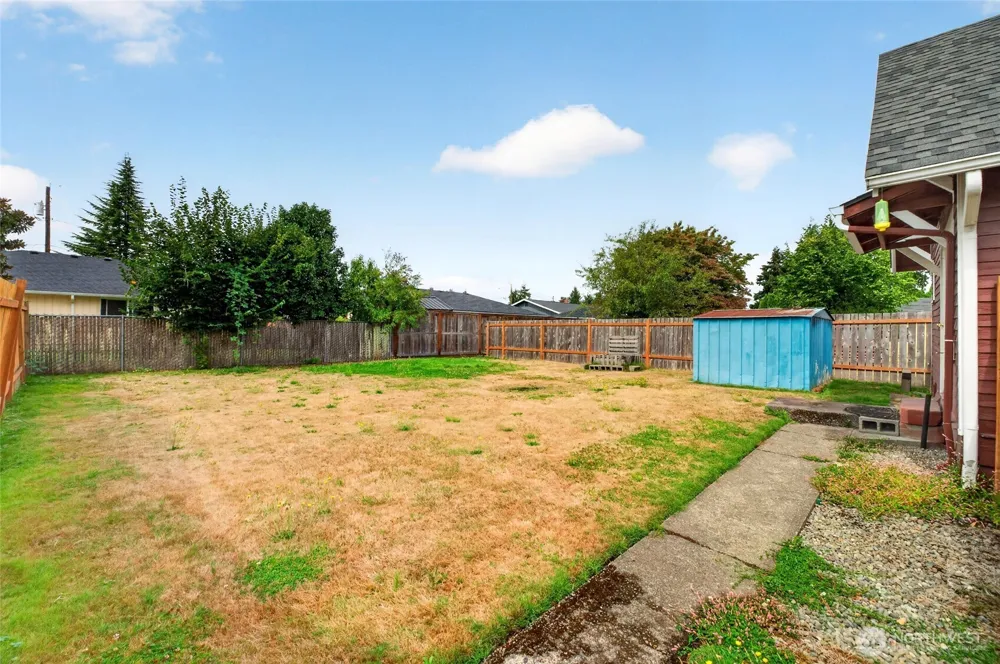 520 12th Street SE Puyallup, WA 98372